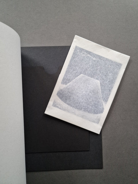 Fragrant River, Flowing Field