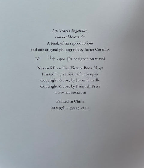Las Trocas Angelinas, con sus Mercancía (One Picture Book)