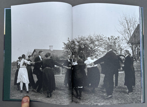 Råda Bot, Alstra Ro (To Salve, To Shield)