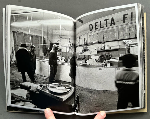 Blue Shots: Photographs By Erik Lindahl - Setanta Books