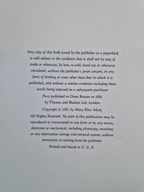 Falkland Road: Prostitutes of Bombay
