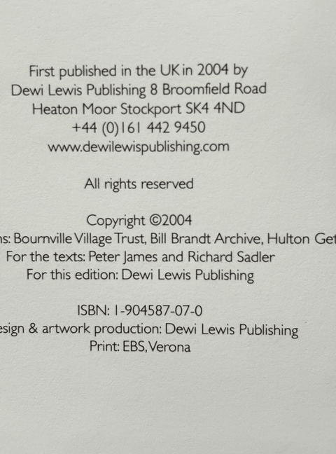 Homes Fit For Heros: Photographs by Bill Brandt 1939 - 1943 - Setanta Books