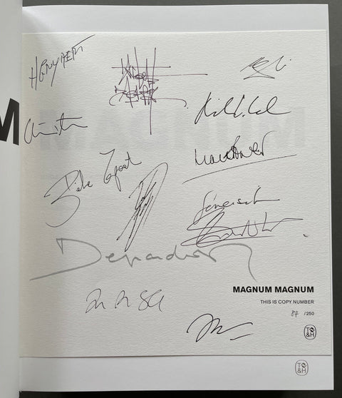 Magnum Magnum - Setanta Books