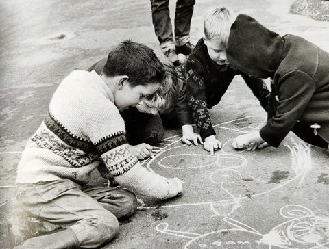 Paradise Street: The Lost Art of Playing Outside (Vintage Britain)