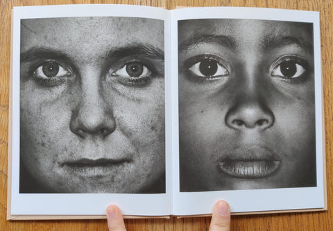 One (One Picture Book) - Setanta Books