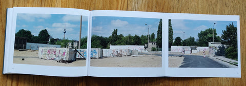 Standing by the Wall / Berlin 1990