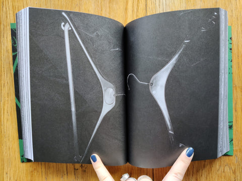 Photography 写真 (2 Cover Options)