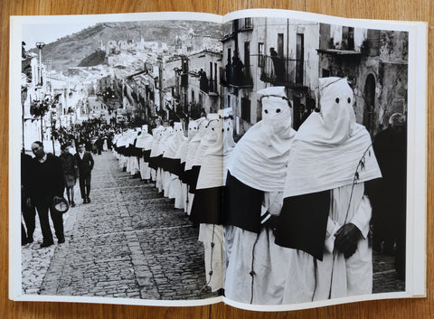 Feste religiose in Sicilia. Fotografie di Ferdinando Scianna.