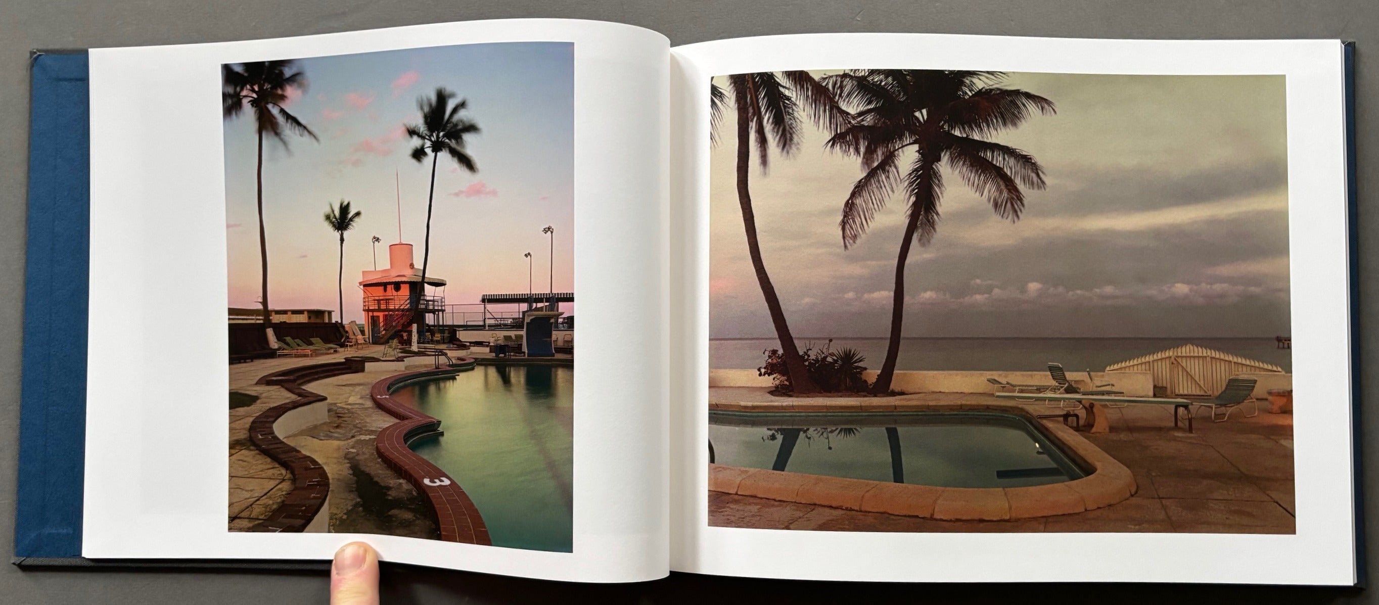 Buy Between the Dog and the Wolf by Joel Meyerowitz – Setanta Books