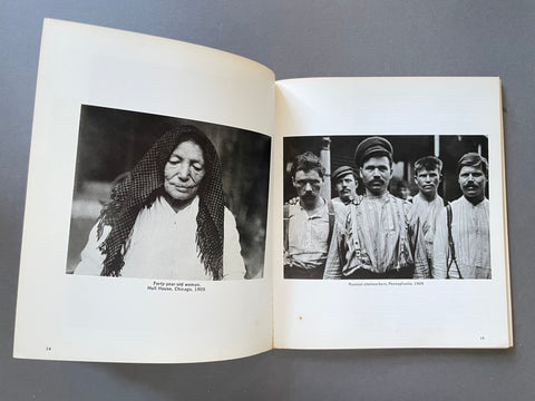 Lewis W. Hine 1874-1940: Two Perspectives (ICP library of photographers)