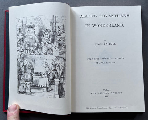 Alices Adventures in Wonderland / Through the Looking Glass
