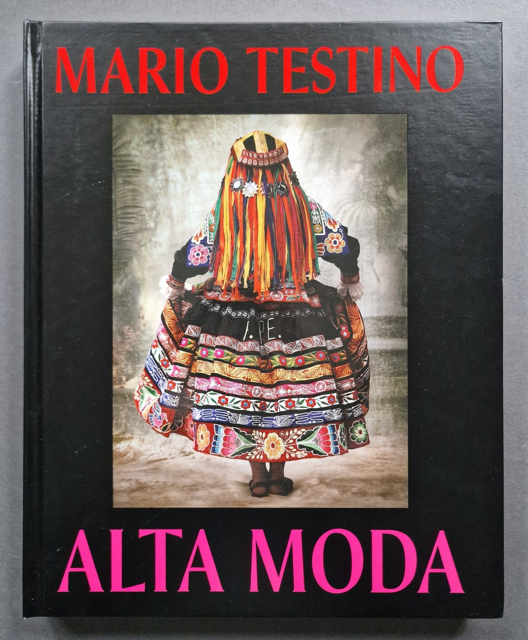Mario Testino – Setanta Books