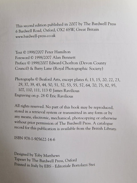 An English Eye: The Photographs of James Ravilious - Setanta Books