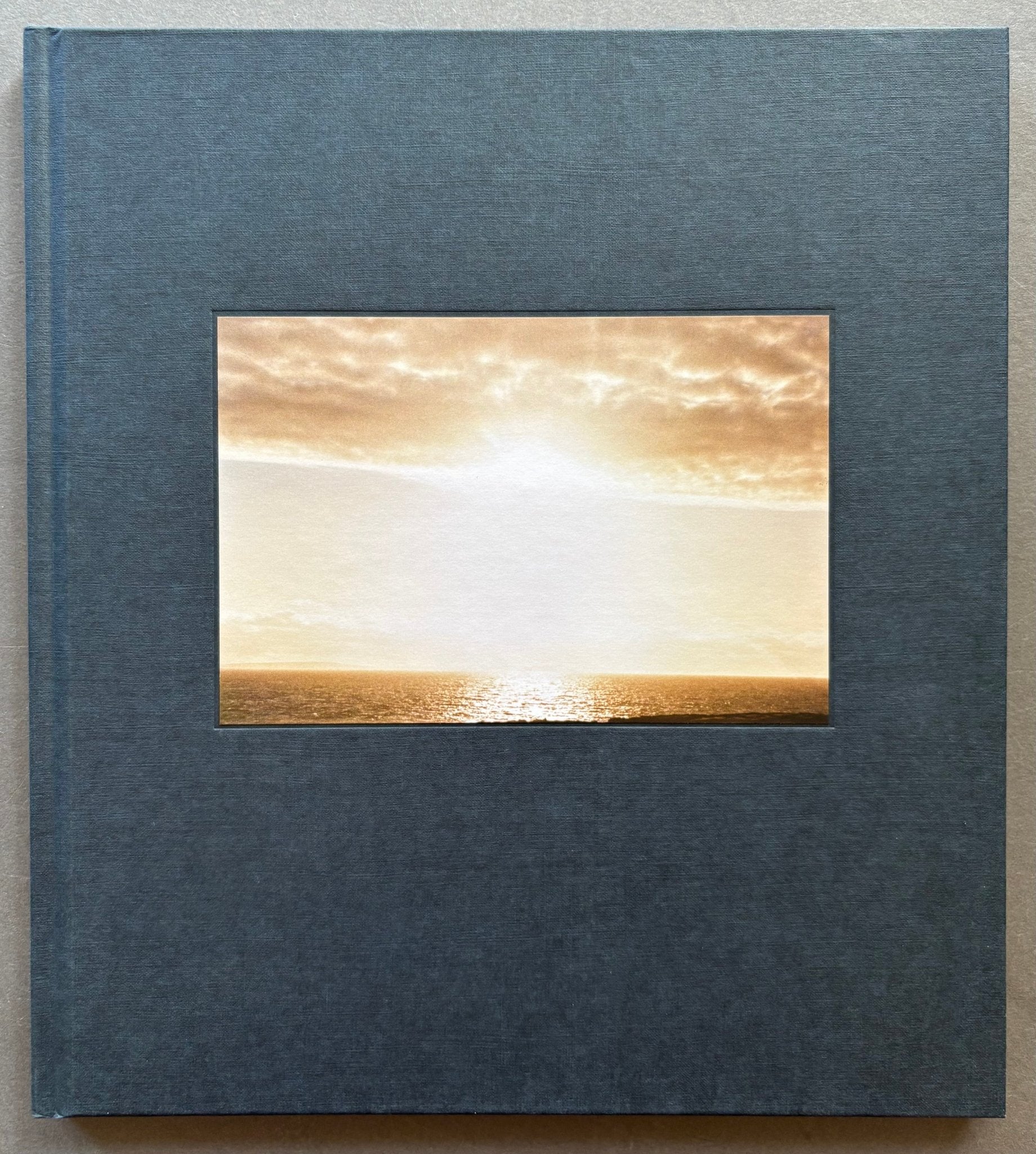 buy Beyond Maps and Atlases by Bertien Van Manen online – Setanta