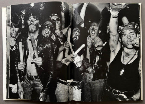 Close Up - Setanta Books