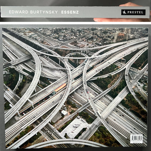 Essenz - Setanta Books