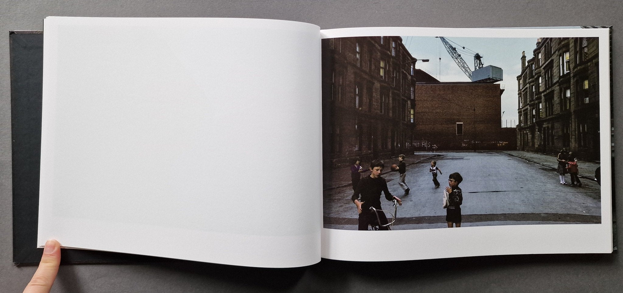 Buy Glasgow by Raymond Depardon online – Setanta Books
