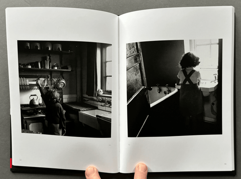 Homes Fit For Heros: Photographs by Bill Brandt 1939 - 1943 - Setanta Books