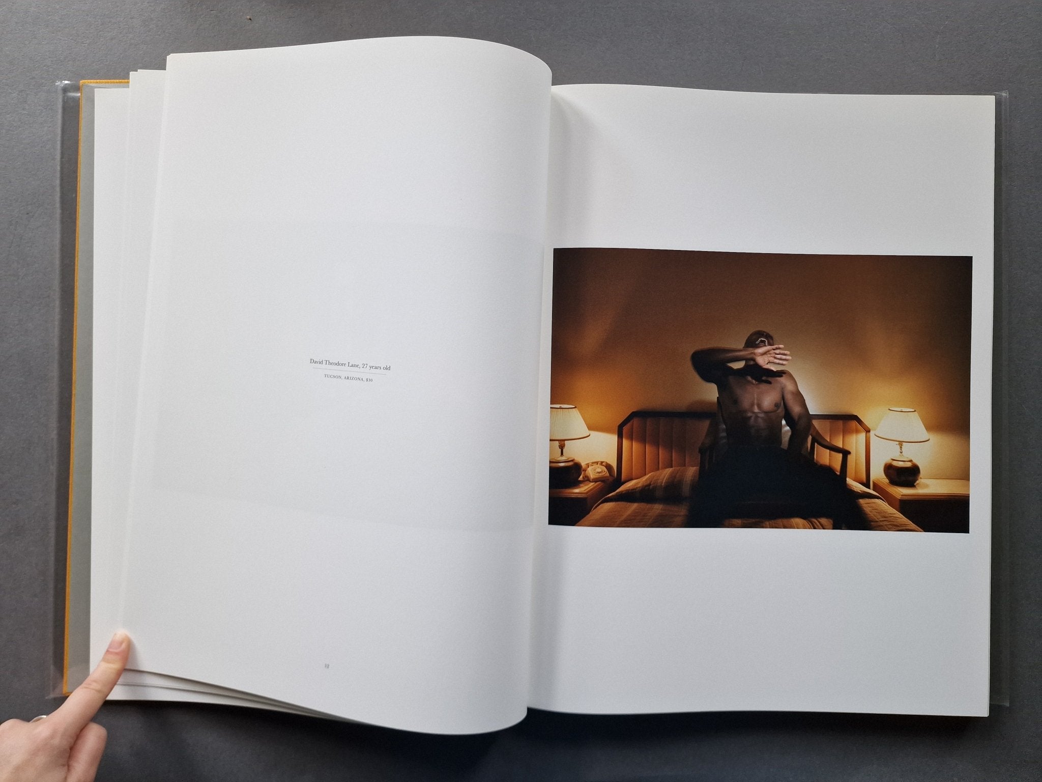 PHILIP-LORCA diCORCIA HUSTLERS 大型本 Hustlers - Philip-Lorca diCorcia - Steidl Verlag