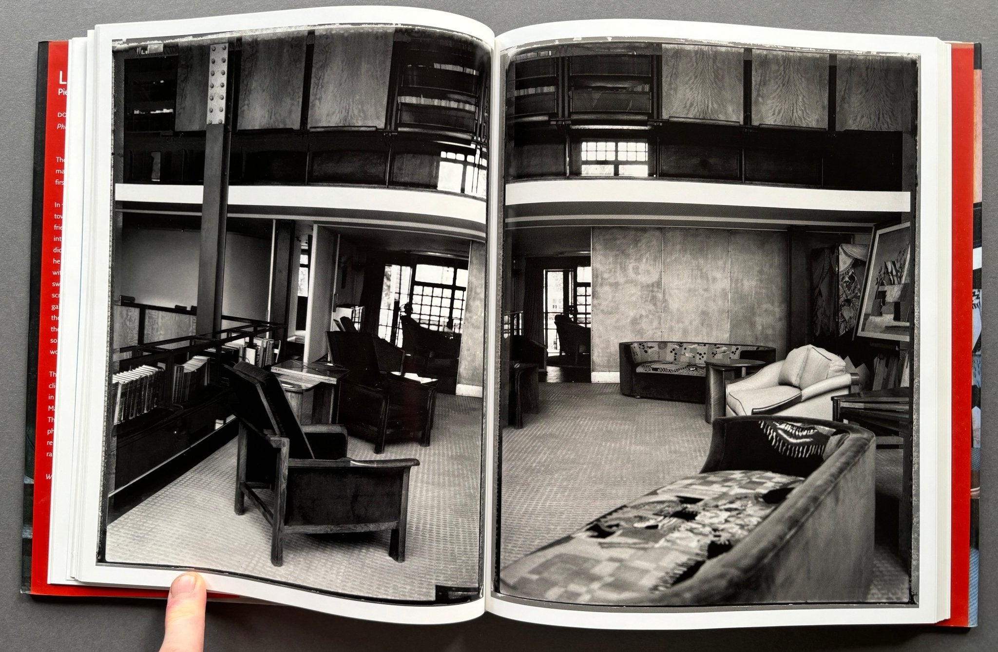 Buy La Maison de Verre: Pierre Chareau's Modernist Masterwork by