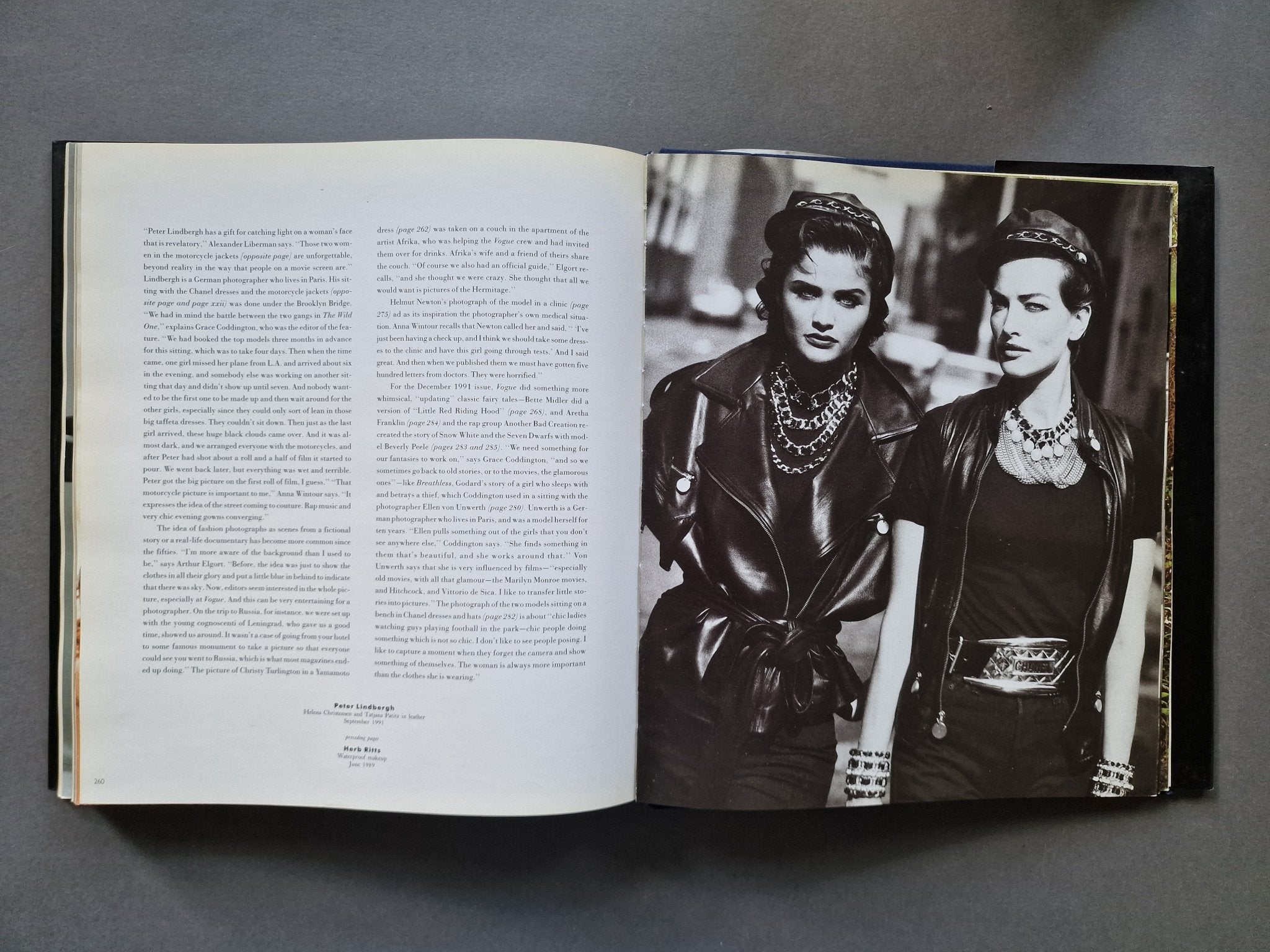 Buy On the Edge: Images from 100 Years of Vogue Online – Setanta Books
