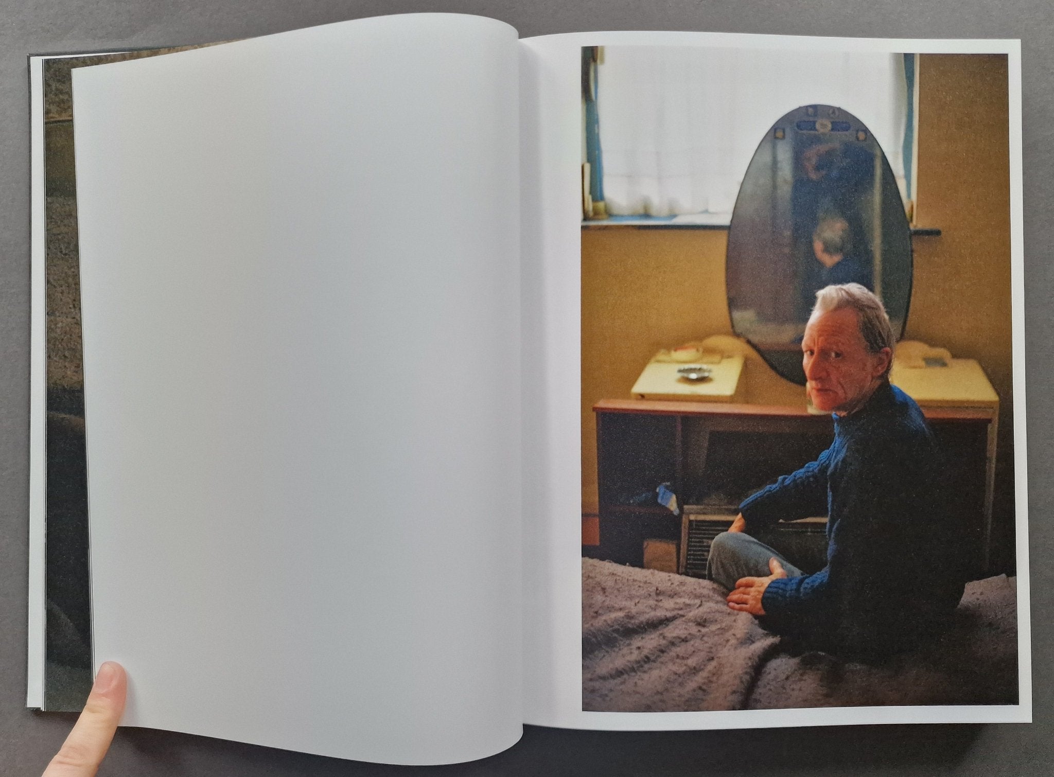 Buy Ray's a Laugh by Richard Billingham Online – Setanta Books