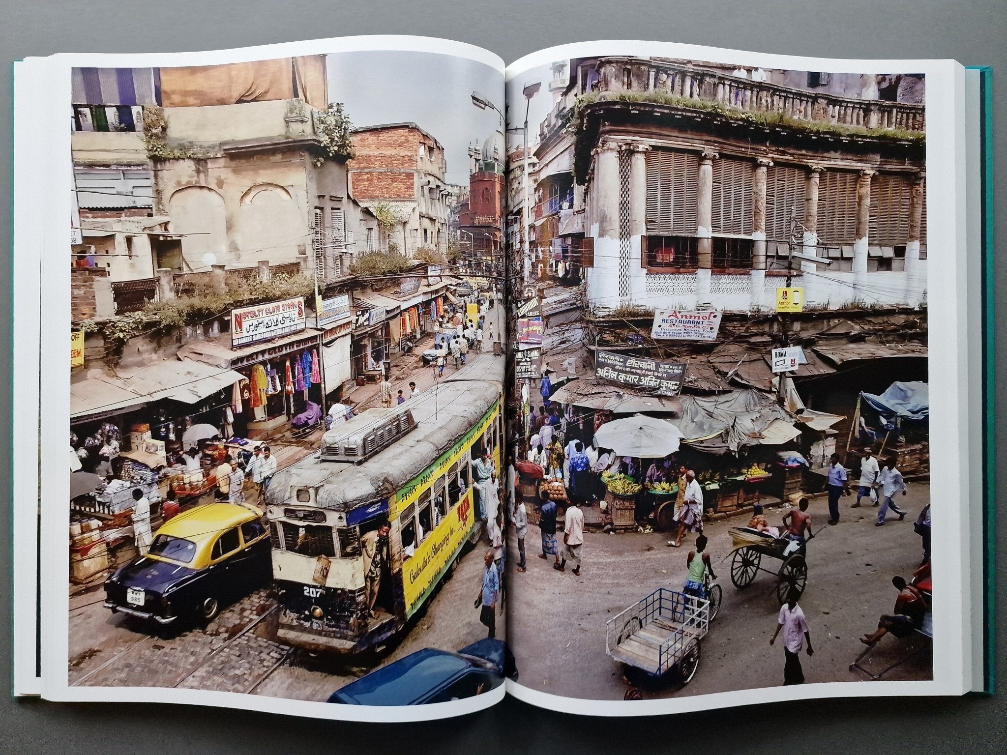 Buy Steve McCurry: The Iconic Photographs Online – Setanta Books