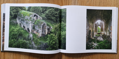 Stone And Candle. Armenian Monasteries - Setanta Books