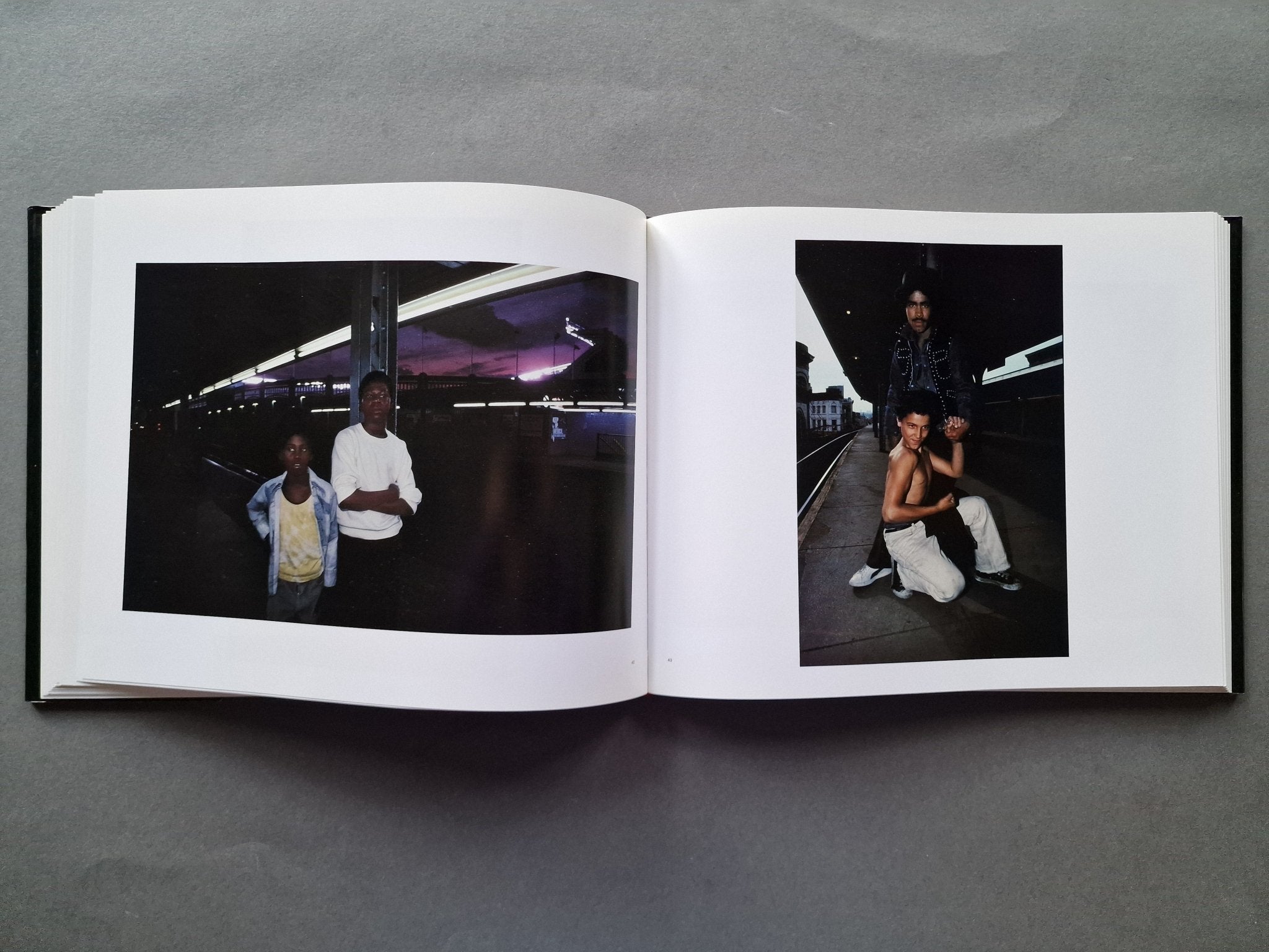 Buy Subway by Bruce Davidson signed online – Setanta Books