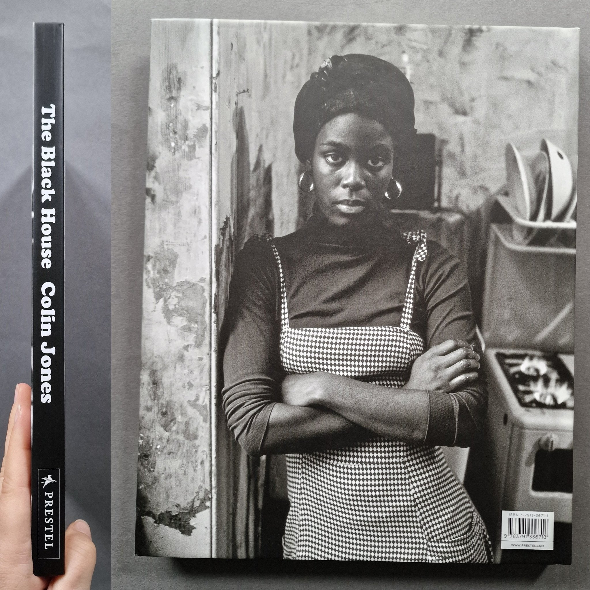 Buy The Black House by Colin Jones Online – Setanta Books