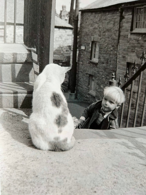 Paradise Street: The Lost Art of Playing Outside (Vintage Britain)