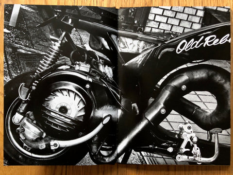 Moto (One Picture Book)
