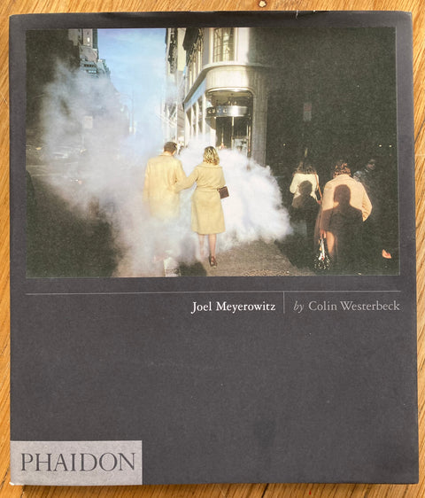 The photbook cover of Joel Meyerowitz. In dust jacketed softcover black.