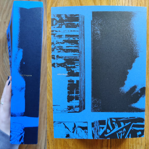 Photography 写真 (2 Cover Options)