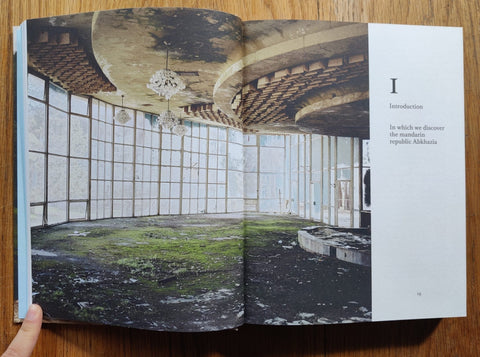 Empty land Promised land Forbidden land (The Sochi Project) - Setanta Books