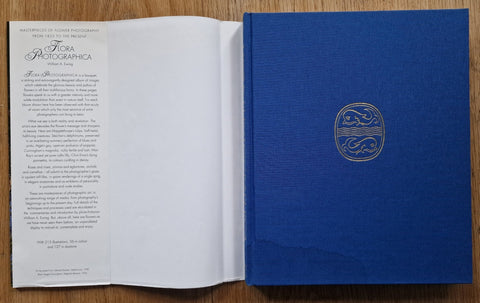 Flora Photographica: Masterpieces of Flower Photography from 1835 to the Present - Setanta Books