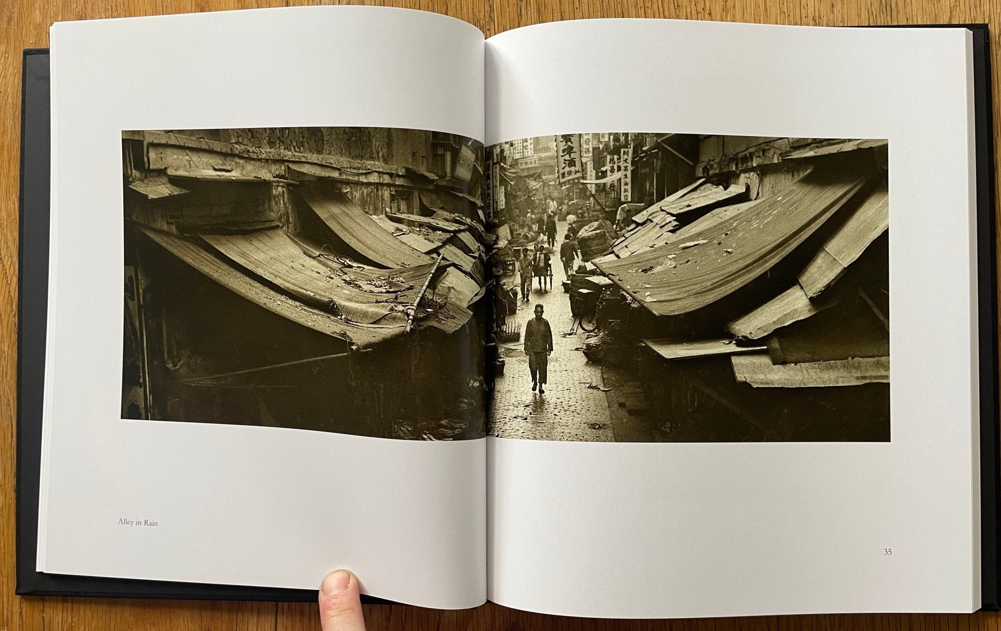 Buy Hong Kong Yesterday by Fan Ho Online – Setanta Books