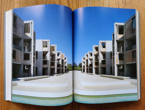 In the Realm of Architecture - Setanta Books