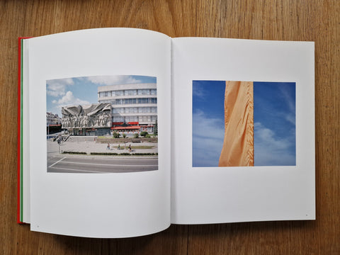 Tulips (Deluxe Edition) - Setanta Books