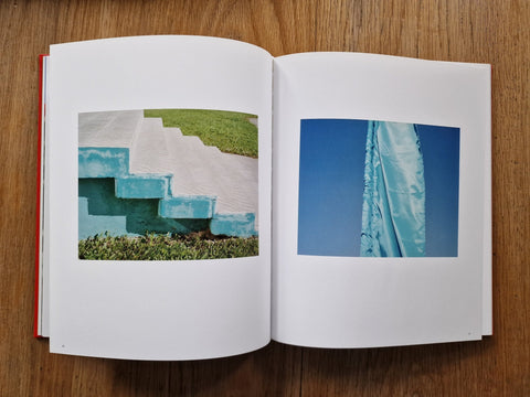 Tulips (Deluxe Edition) - Setanta Books