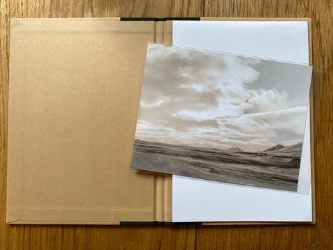 Untitled 11856-0820 (One Picture Book) - Setanta Books